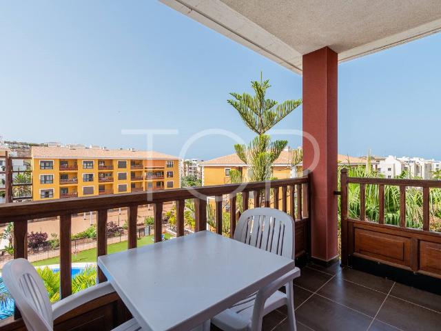 Bonito apartamento de esquina en la última planta en El Mocá. 52m² Palm Mar