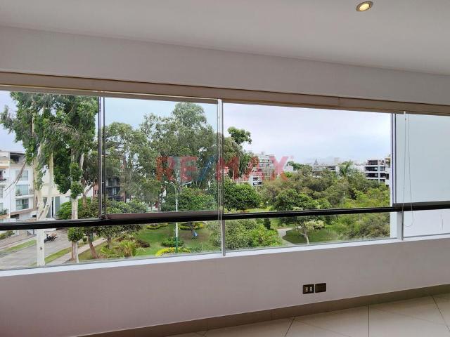 Bonito Departamento Dúplex Frente A Parque En Surco