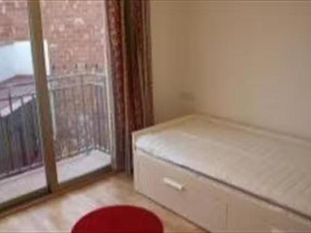 Barato Habitación en 43 Carrer d'Amadeu Vives