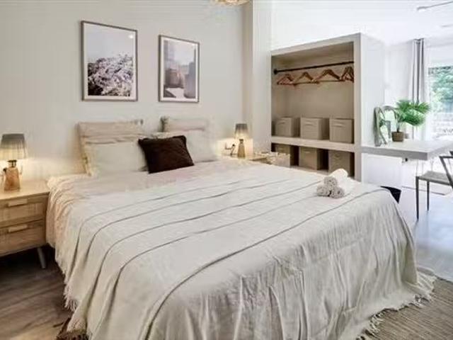 Bonito Habitación en 42 Passeig de Montjuïc