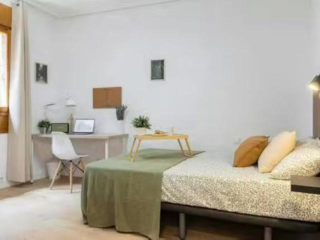 ¡Recién llegado! Habitación en Travesía Oriente