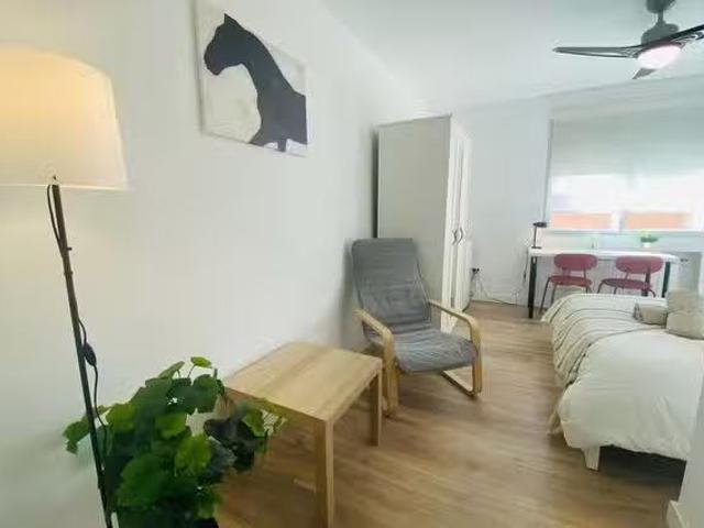 Acogedor Habitación en Avenida de Entrevías