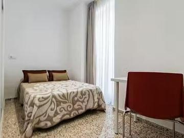 Bonito Habitación en Calle Valdés, Centro