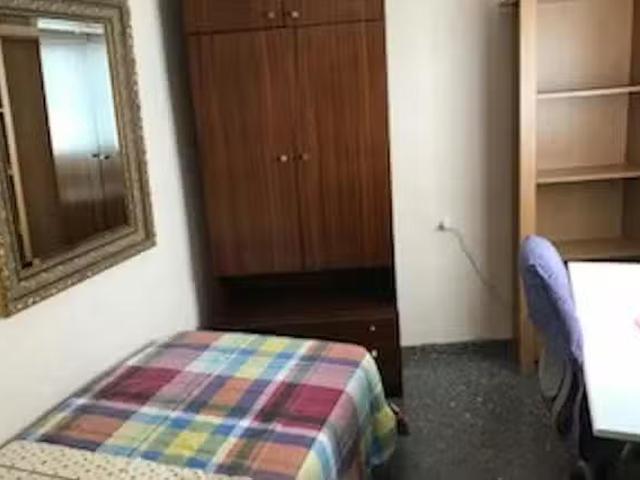 Encantador Habitación en Calle Arquitecto Emilio Perez Piñero