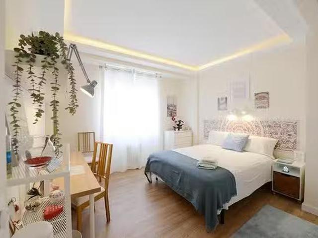 Acogedor Habitación en Calle Calixto Díez, Ametzola