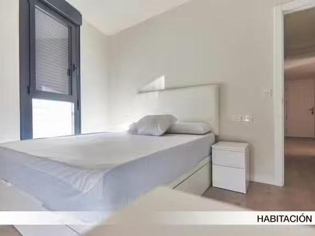 ¡Renta! Habitación en Calle Carlos Benítez Saurel
