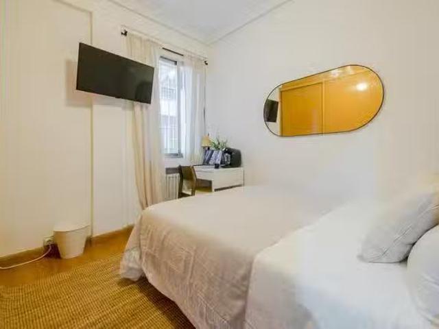 ¡Oferta! Habitación en Calle de Valderribas, Pacífico