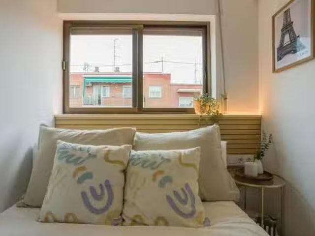 Barato Habitación en Calle de Álvarez Abellán, Carabanchel