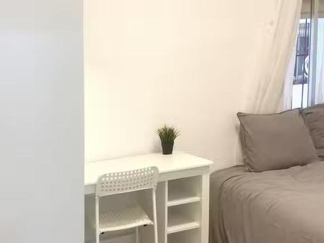 Acogedor Habitación en Calle de Carlos Aurioles, San Diego