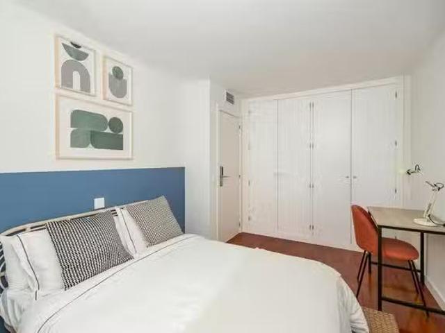 ¡Oferta! Habitación en Calle de Carlos Maurrás, Chamartín