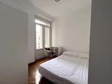 ¡Recién llegado! Habitación en Calle de Grafal