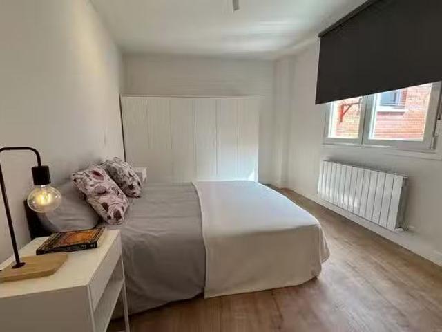 Nuevo Habitación en Calle de la Genciana