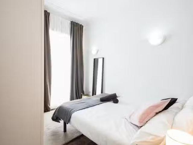 Nuevo Habitación en Calle de la Magdalena, Embajadores