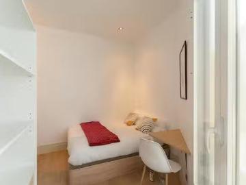 Único Habitación en Calle de la Princesa, Gaztambide