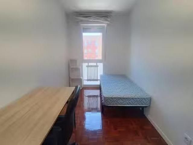 ¡Renta! Habitación en Calle de Pedro Malón de Chaide, Ermitaga.