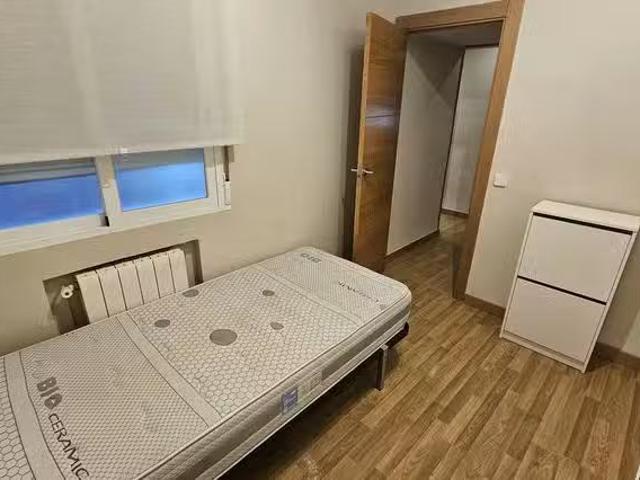 Nuevo Habitación en Calle de Peña de Francia, Centro