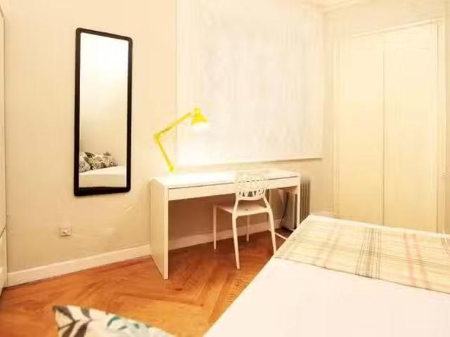 ¡Recién llegado! Habitación en Calle de Sagasta
