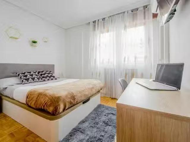 Nuevo Habitación en Calle de Sinesio Delgado, La Paz