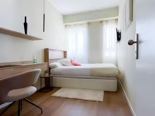 ¡Renta! Habitación en Calle Donoso Cortés, Gaztambide