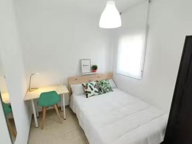 ¡Oferta! Habitación en Calle Doña María Manuela, Casería de Mo.