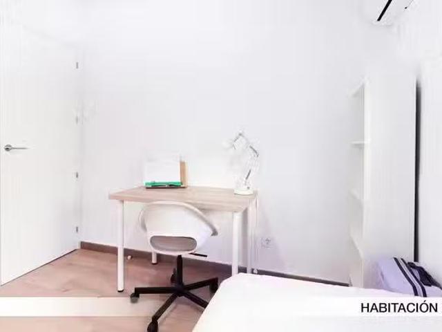¡Oferta! Habitación en Calle Igueldo, El Plantinar