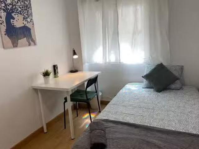 ¡Recién llegado! Habitación en Calle Manuel Pavía