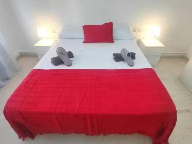 ¡Recién llegado! Habitación en Calle Periodista Luis de Vicent.