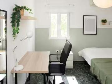 ¡Oferta! Habitación en Calle Río Cubillas, Zaidín