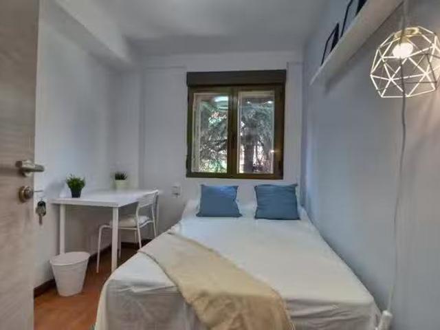 ¡En alquiler! Habitación en Calle San Lamberto