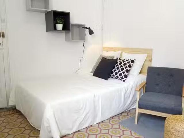 Nuevo Habitación en Carrer Gran de Gràcia
