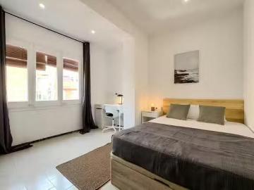 Único Habitación en Carrer d'Occident