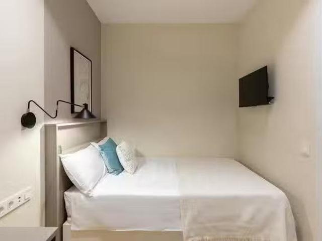 Único Habitación en Carrer d'Amigó, Sant Gervasi Galvany