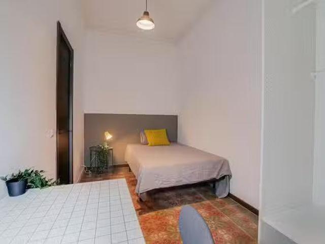 ¡Renta! Habitación en Carrer d'Aragó, L'Eixample
