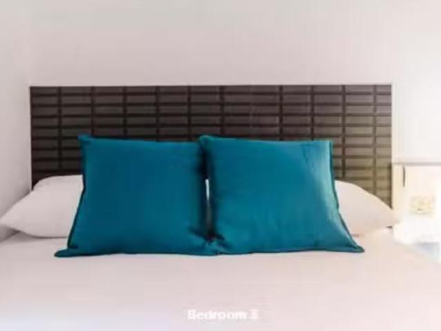 ¡Oferta! Habitación en Carrer de Colón
