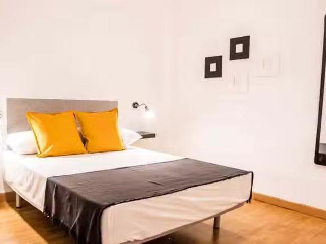 ¡Renta! Habitación en Carrer de Castelló