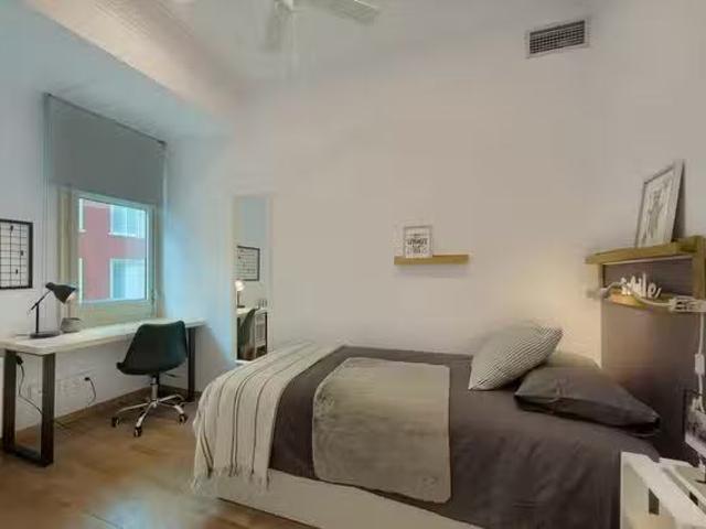 Acogedor Habitación en Carrer de Balmes