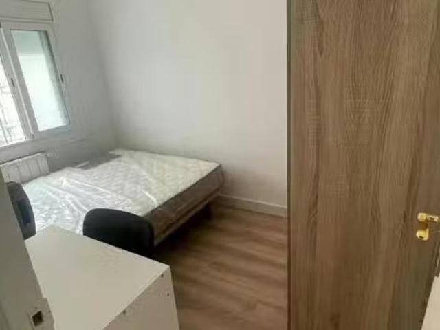 Barato Habitación en Carrer de Bilbao, Provençals de Poblenou