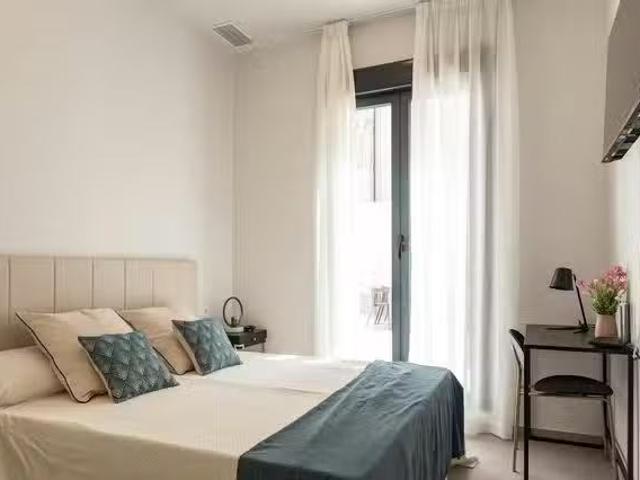 Bonito Habitación en Carrer de Goya, L'Olivereta