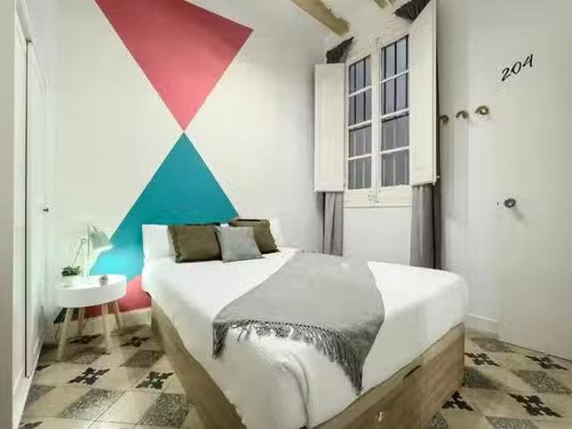 Encantador Habitación en Carrer de Ferran, Ciutat Vella