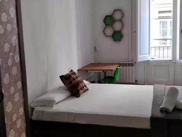 Nuevo Habitación en Carrer de Ferran