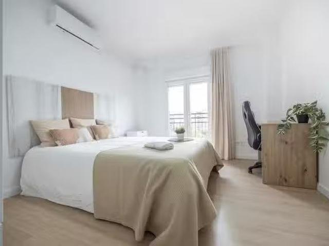 Bonito Habitación en Carrer de l'Arquitecte Arnau, Benimaclet