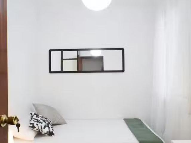 ¡Recién llegado! Habitación en Carrer de Santa Perpètua, Vila.