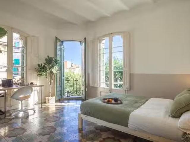 Bonito Habitación en Carrer de Pons i Gallarza, 3