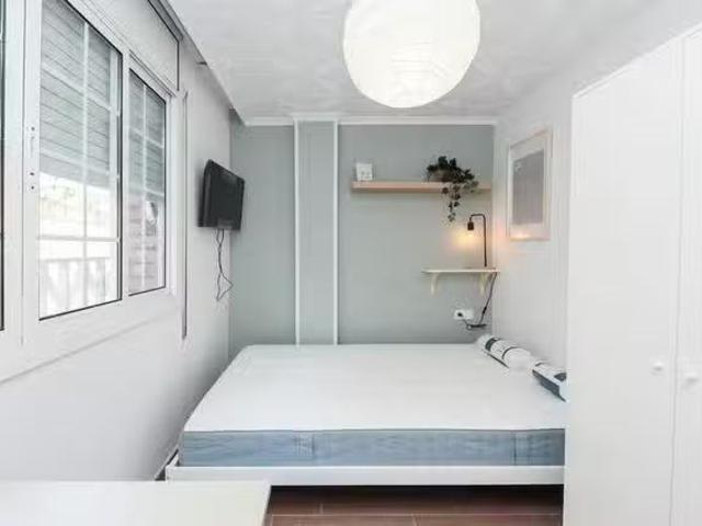 ¡En alquiler! Habitación en Carrer de Tetuán
