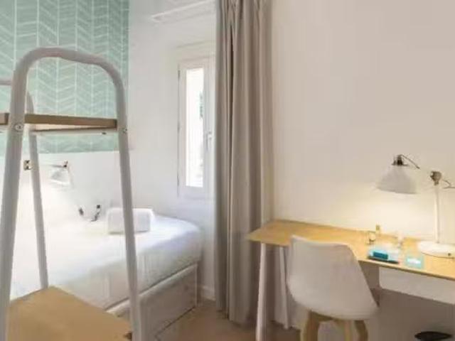 ¡Recién llegado! Habitación en Carrer d'Escudellers, El Gòtic