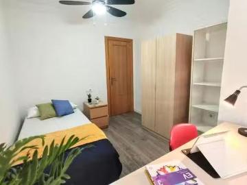 Encantador Habitación en Carrer Mendizábal