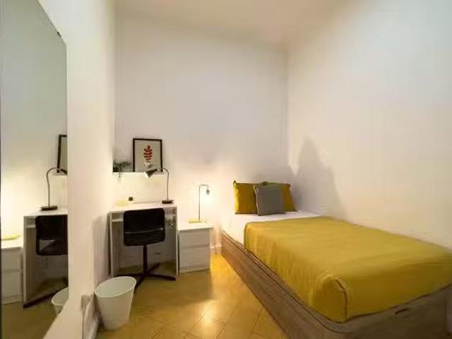 Acogedor Habitación en Carrer Nou de la Rambla