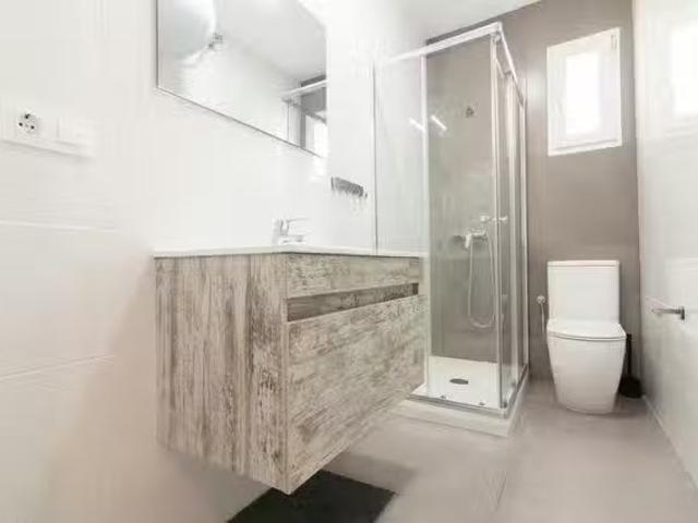 Bonito Habitación en Carrer Pintor Stolz, nou Moles