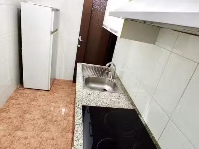 Bonito Habitación en Passeig de Ribalta