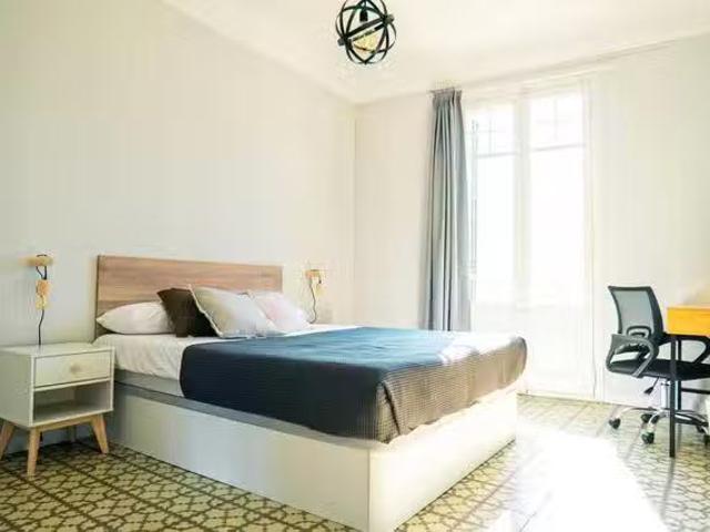 ¡Oferta! Habitación en Passeig de Sant Joan